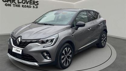 Second-hand Renault Captur Intens 101 CP (74 kW) 2023 Gri SUV