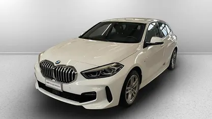 Usata BMW 116 M Sport 116 CV (85 kW) 2022 Alpin white pastello Utilitaria