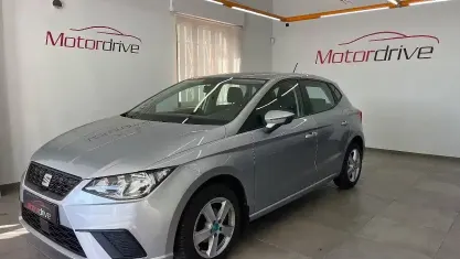 Usata Seat Ibiza 90 CV (66 kW) 2021 Argento Utilitaria