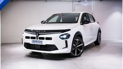 Bianco Nuova 2025 Lancia Ypsilon Utilitaria | 20.450 € (Buon prezzo)