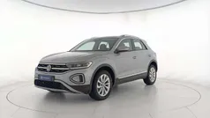 Pyrit silver metallizzato Usata 2022 VW T-Roc Style SUV | 25.400 € (Buon prezzo)