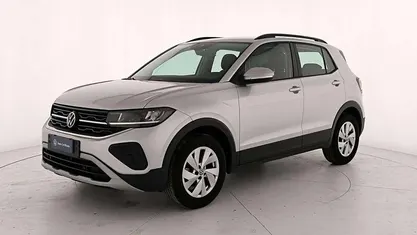 Reflex silver metallizzato Usata 2024 VW T-Cross Life SUV | 21.900 € (Buon prezzo)