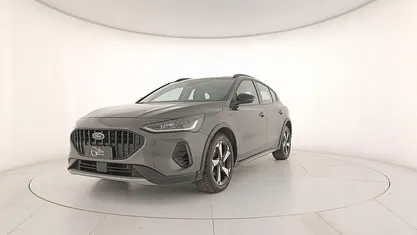 Usata Ford Focus Active 125 CV (91 kW) 2022 Grigio SUV