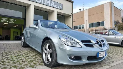 Usata Mercedes SLK200 163 CV (119 kW) 2007 Argento Cabrio