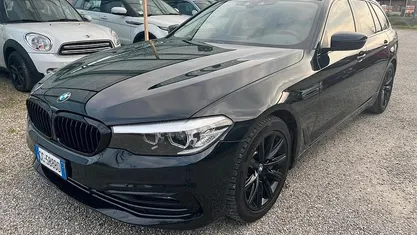 Usata BMW 530 Luxury Line 249 CV (183 kW) 2020 Nero Station wagon