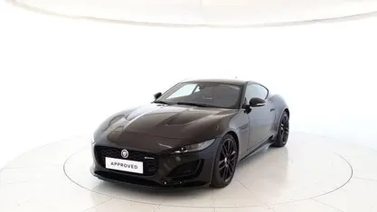 Nero Usata 2022 Jaguar F-Type R-Dynamic Coupé | 53.000 € (Buon prezzo)