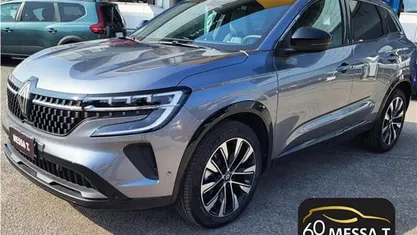 Usata Renault Austral Techno 200 CV (147 kW) 2024 Grigio SUV