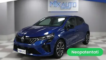 Usata Renault Clio V Techno 91 CV (66 kW) 2025 Blu Berlina