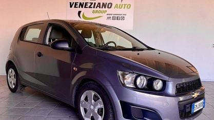 Usata Chevrolet Aveo LS 70 CV (51 kW) 2012 Grigio Berlina