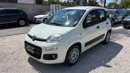 Usata Fiat Panda Lounge 69 CV (50 kW) 2016 Bianco Utilitaria