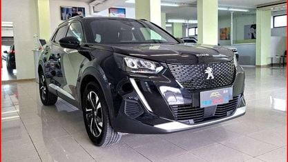Usata Peugeot 2008 Allure 131 CV (96 kW) 2023 Nero SUV
