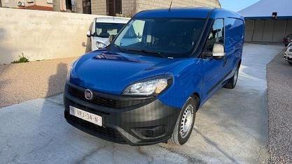Usado Fiat Doblò 105 CV (77 kW) 2022 Azul Monovolumen