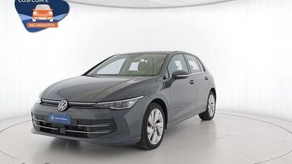 Usata VW Golf VIII Style 150 CV (110 kW) 2025 Dolphin grey metallizzato Berlina