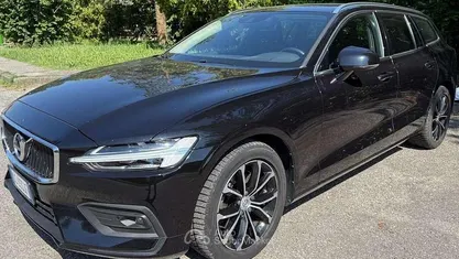 Usata Volvo V60 Business Edition 197 CV (144 kW) 2021 Station wagon
