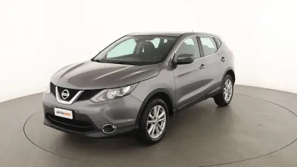Usata Nissan Qashqai Acenta 110 CV (80 kW) 2016 Grigio SUV