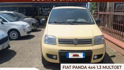 Usata Fiat Panda 4x4 Climbing 69 CV (50 kW) 2006 Giallo Utilitaria