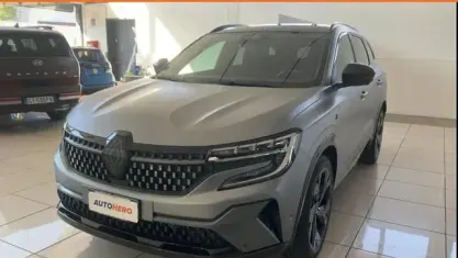 Usata Renault Espace Esprit Alpine 200 CV (147 kW) 2023 Grigio SUV