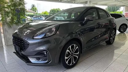 Usata Ford Puma ST-Line 125 CV (91 kW) 2024 Grigio metallizzato SUV
