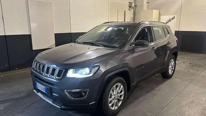 Grigio scuro Usata 2020 Jeep Compass SUV | 15.990 € (Super prezzo)