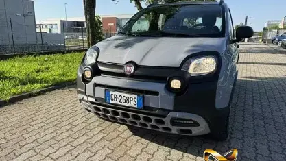 Usata Fiat Panda Cross Cross 69 CV (50 kW) 2020 Grigio Utilitaria