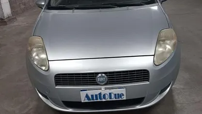 Usata Fiat Grande Punto Dynamic 65 CV (47 kW) 2007 Grigio Utilitaria
