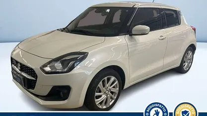 Bianco pastello Usata 2022 Suzuki Swift Due volumi | 16.200 € (Buon prezzo)