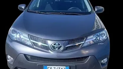 Usata Toyota RAV4 124 CV (91 kW) 2014 SUV