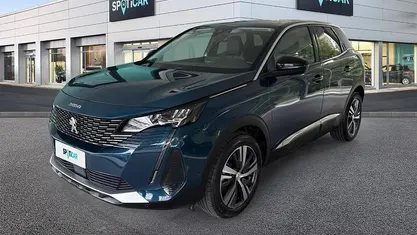 Usata 2022 Peugeot 3008 Allure SUV | 23.500 € (Buon prezzo)