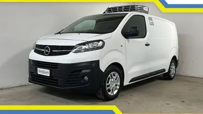 Usata Opel Vivaro Enjoy 122 CV (89 kW) 2021 Bianco / pastello Monovolume