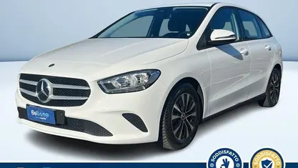 Usata Mercedes B180 Executive 116 CV (85 kW) 2022 Bianco pastello Monovolume