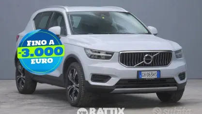 Usata Volvo XC40 Inscription 180 CV (132 kW) 2021 Silver glacier SUV