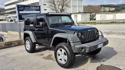 Occasion Jeep Wrangler Sahara 200 ch (147 kW) 2011 Noir SUV