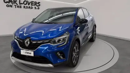 Usata Renault Captur Intens 101 CV (74 kW) 2023 Blu scuro SUV