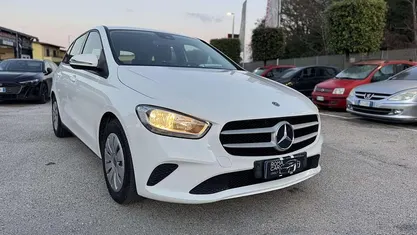 Bianco Usata 2021 Mercedes B160 Monovolume | 18.900 € (Super prezzo)