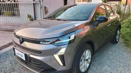 Usata Renault Captur Evolution 101 CV (74 kW) 2025 SUV