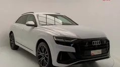 Bianco ghiaccio Usata 2019 Audi Q8 Ambiente SUV | 58.900 € (Buon prezzo)