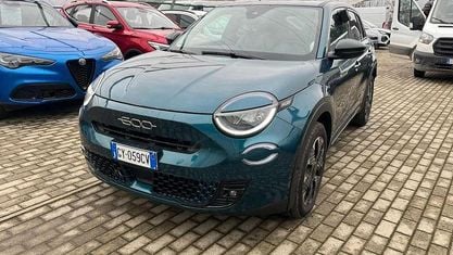 Gebraucht Fiat 600 La Prima 101 PS (74 kW) 2025 Blau SUV
