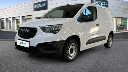 Bianco Usata 2024 Opel Combo Edition Berlina | 15.650 € (Buon prezzo)