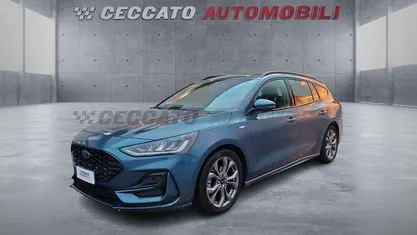 Usata 2023 Ford Focus ST-Line Station wagon | 16.653 € (Ottimo prezzo)