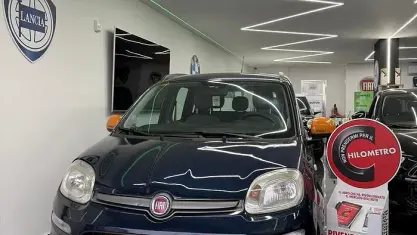 Usata Fiat Panda 80 CV (58 kW) 2015 Bluazzurro Utilitaria