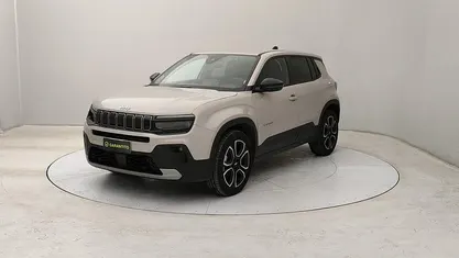 Begagnad Jeep Avenger Summit 101 HK (74 kW) 2025 Stone SUV