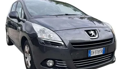 Usata Peugeot 5008 Family 112 CV (82 kW) 2011 Monovolume