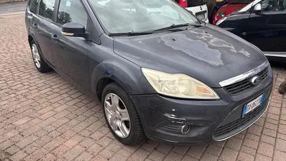 Usata Ford Focus 90 CV (66 kW) 2009 Blu Station wagon