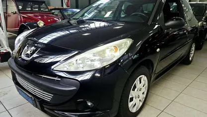 Usata 2010 Peugeot 206 Utilitaria | 3400 € (Buon prezzo)