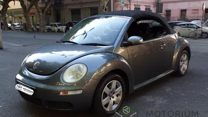 Usata VW New Beetle 102 CV (75 kW) 2006 Gray Utilitaria