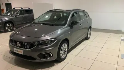 Argento Usata 2018 Fiat Tipo Business Station wagon | 9999 € (Buon prezzo)
