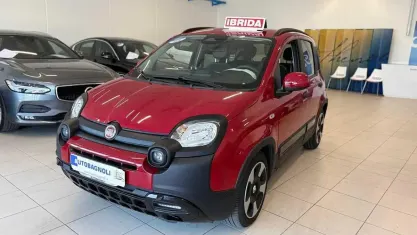 Usata Fiat Panda S 70 CV (51 kW) 2025 Rosso Utilitaria