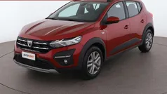 Usata 2022 Dacia Sandero Comfort Due volumi | 12.999 € (Buon prezzo)