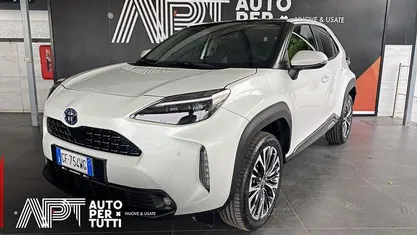 Usata Toyota Yaris Cross Trend 116 CV (85 kW) 2021 SUV