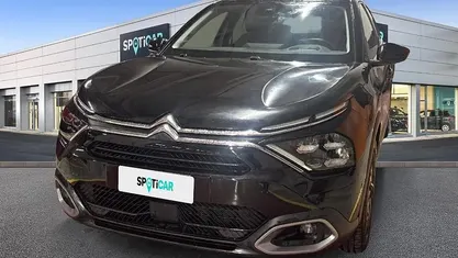 Usata 2024 Citroën C4 Tre volumi | 21.900 € (Buon prezzo)